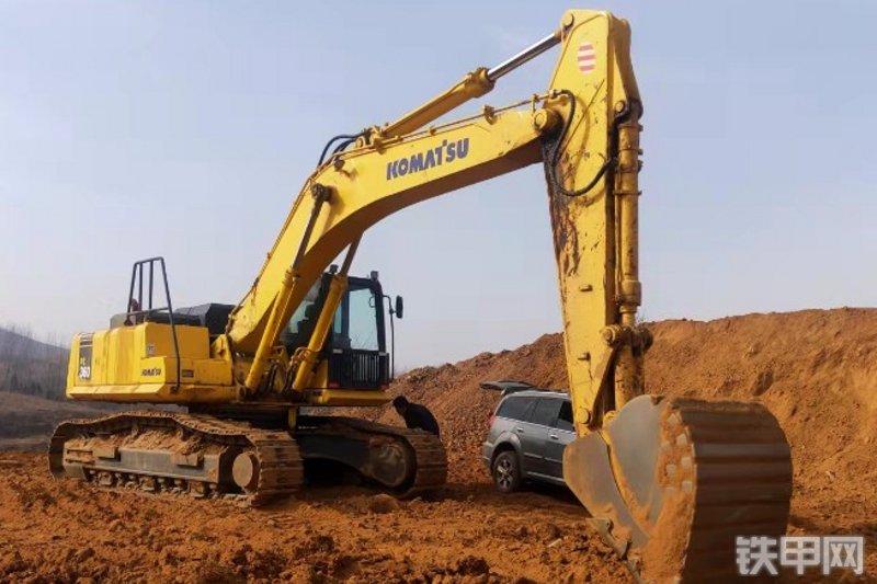 国特重工GT370.9挖掘机整机外观