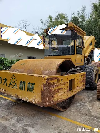 中大 YZ32D 壓路機圖片