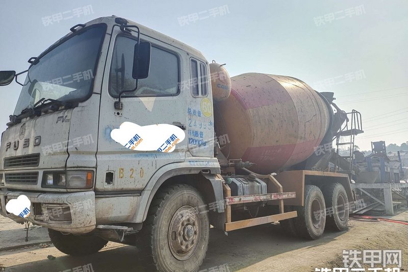 华菱星马AH5254GJB搅拌运输车整机外观