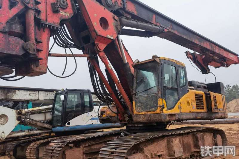 三一重工SY420R旋挖钻整机外观