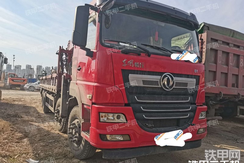 东风EQ5310JSQGZ5D起重机整机外观