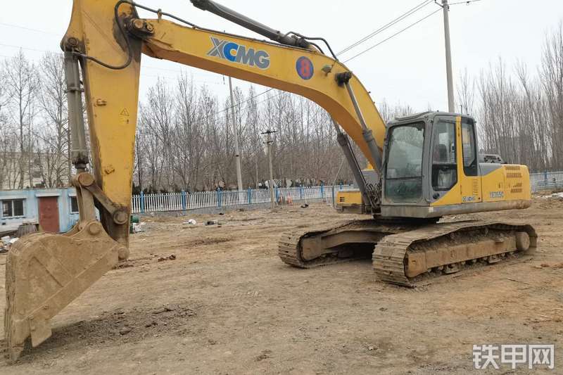 徐工xe265ca履带式挖掘机