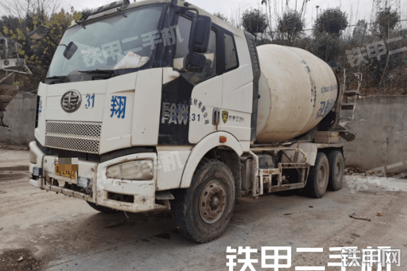 解放牌jfp搅拌运输车