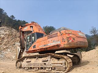 斗山DX520LCA-HD挖掘机