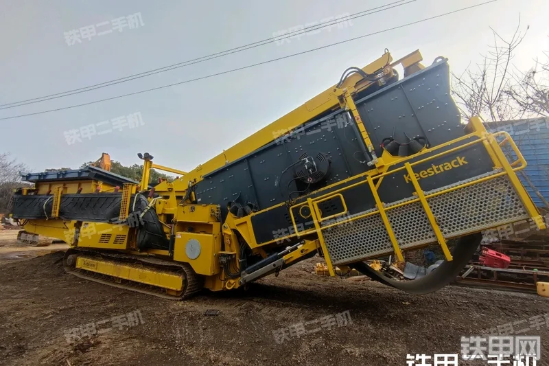 凯斯特C6移动破碎站整机外观