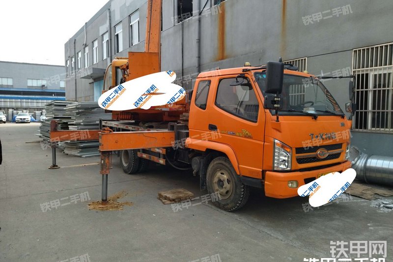 欧铃tangjunouling汽车起重机