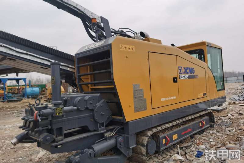 徐工XZ720E水平定向钻整机外观