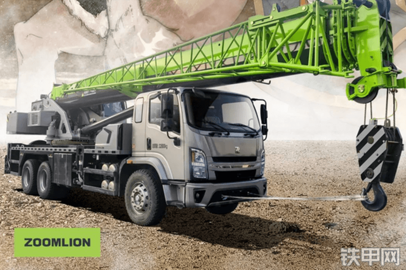 中联重科ZTC252E562-2起重机整机外观