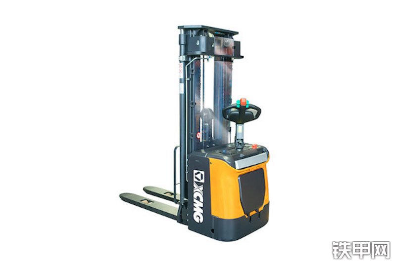 徐工XCS-PW15叉车整机外观