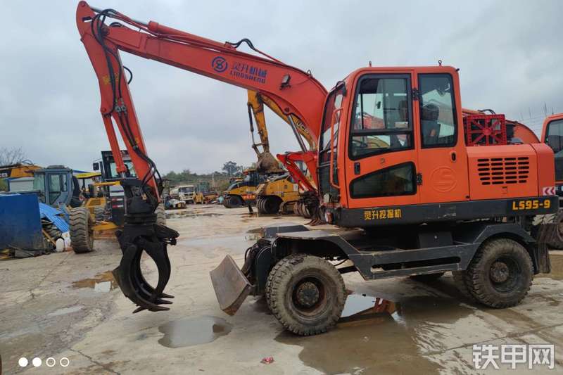 灵升机械LS95-9挖掘机整机外观