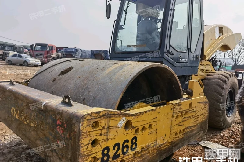 国机常林8268单钢轮压路机