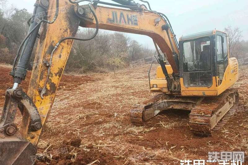 嘉和重工JH135D-2挖掘机整机外观