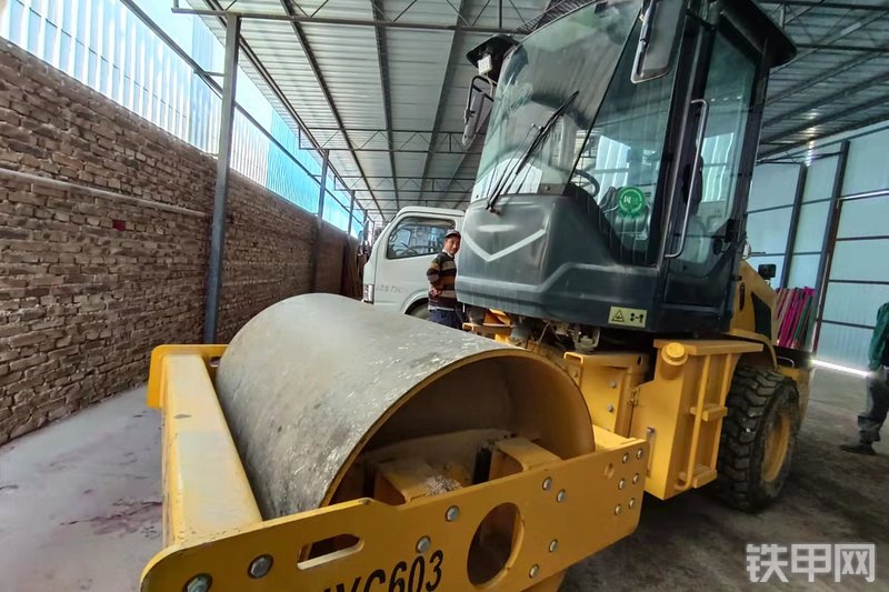 洛阳弘源HYC603单钢轮压路机