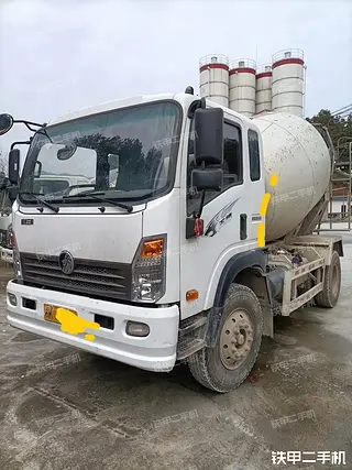 王牌 CDW5160GJBA4R5 搅拌运输车