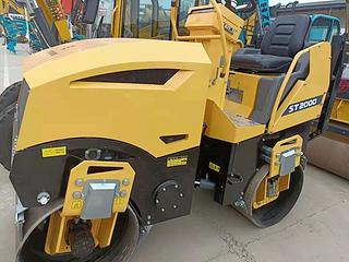 思拓瑞克 ST2000 压路机