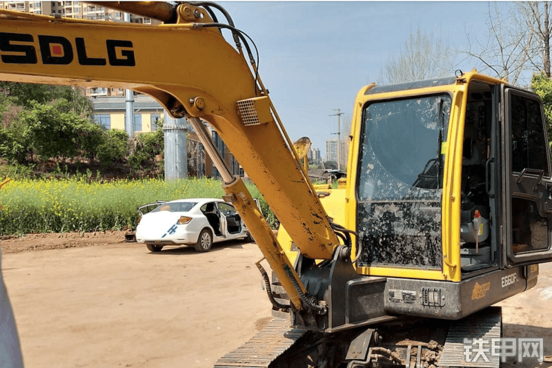 山东临工e660el履带式挖掘机