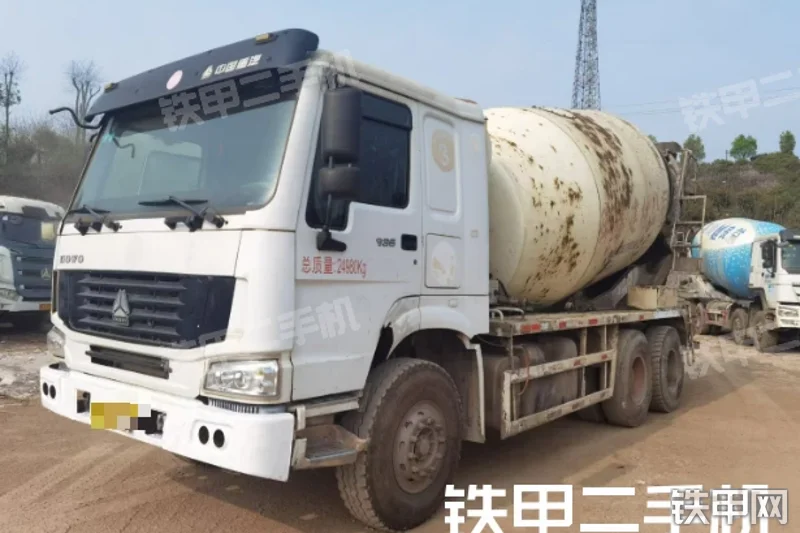 中集牌zjp搅拌运输车