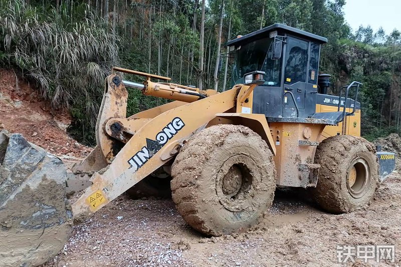 晋工JGM756GL装载机整机外观