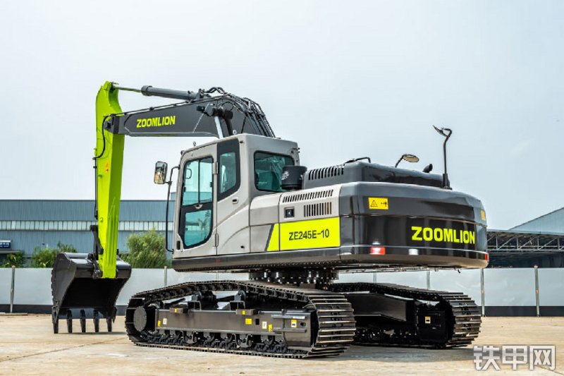 中联重科ZE245E-10挖掘机整机外观