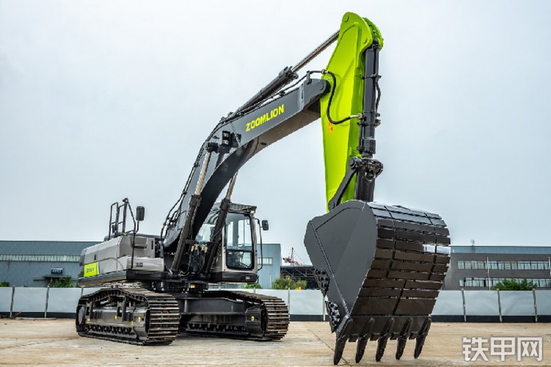 中联重科ZE485E-10挖掘机整机外观