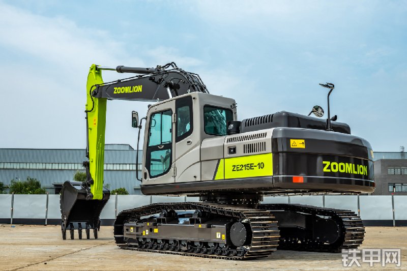 中联重科ZE215E-10挖掘机整机外观