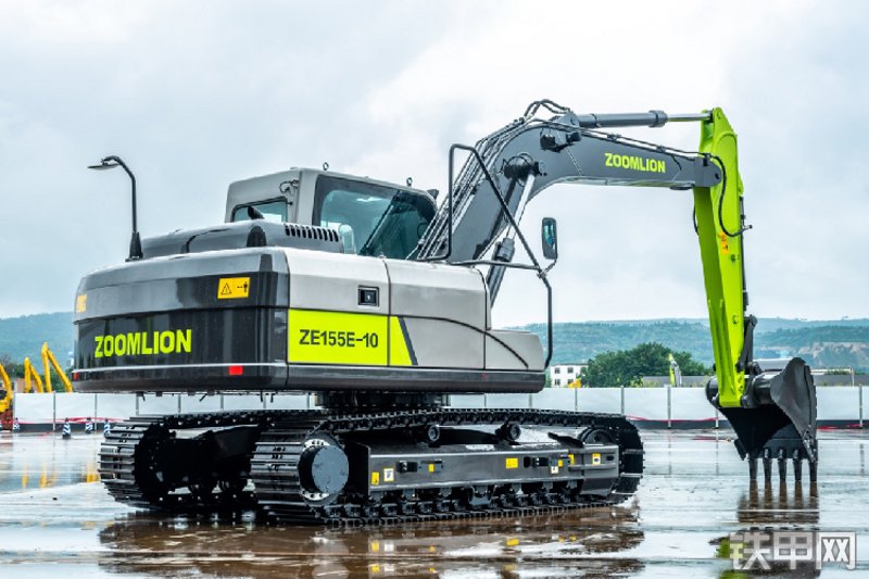 中联重科ZE155E-10挖掘机整机外观