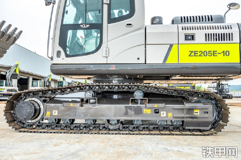 中联重科ZE205E-10挖掘机整机外观