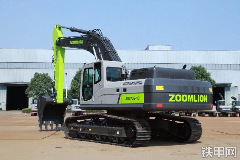 中联重科ZE370E-10挖掘机整机外观