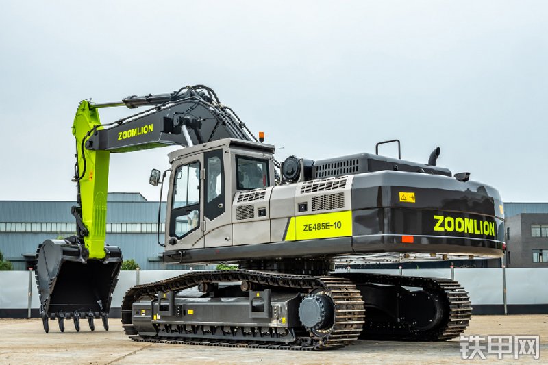 中联重科ZE485E-10挖掘机整机外观