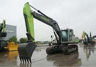中联重科ZE200E-10挖掘机整机外观