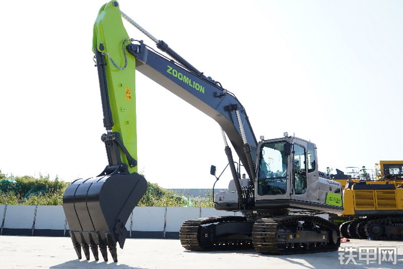 中联重科ZE205E-10Pro挖掘机整机外观