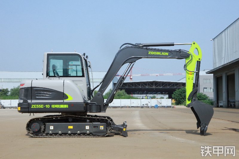 中联重科ZE55E-10挖掘机整机外观