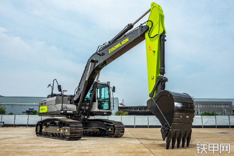 中联重科ZE215E-10挖掘机整机外观
