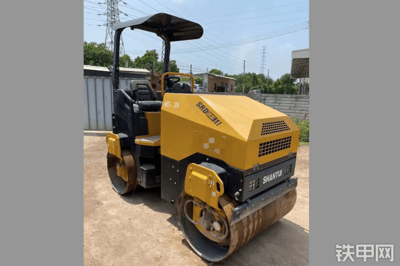 山推srd03双钢轮压路机