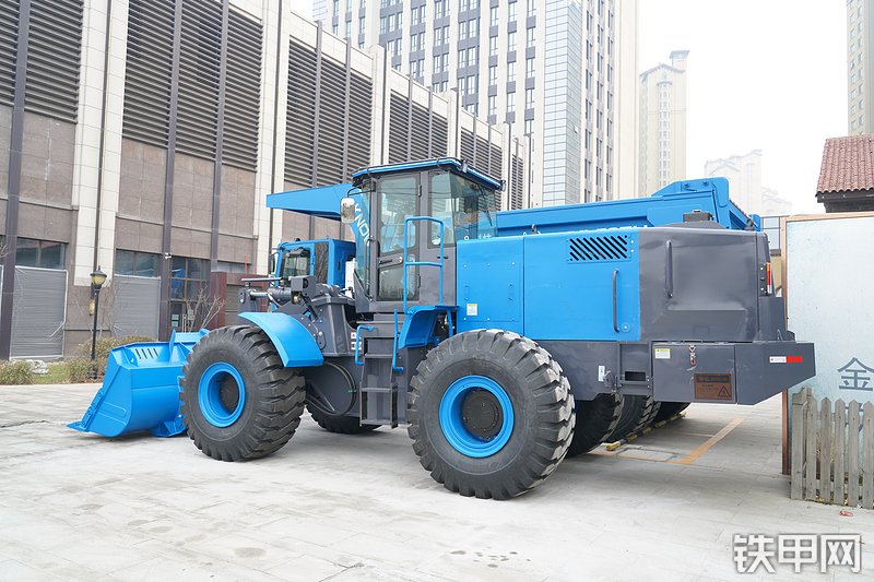 诺浩NZE656Z（电动）装载机整机外观