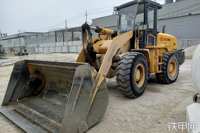 宜工cy938l轮式装载机