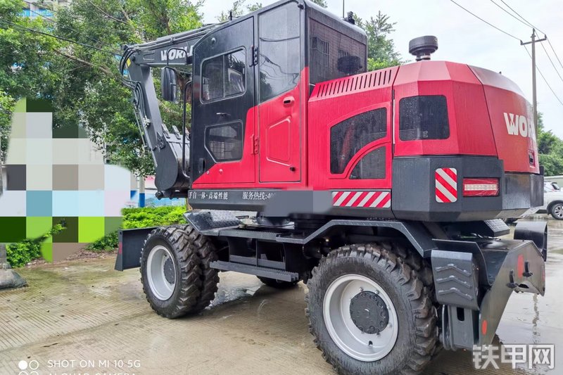 沃得重工W295W-9C挖掘机整机外观