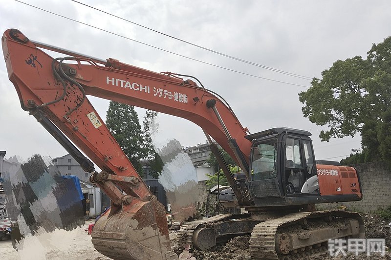 日立ZX350-5G挖掘机整机外观