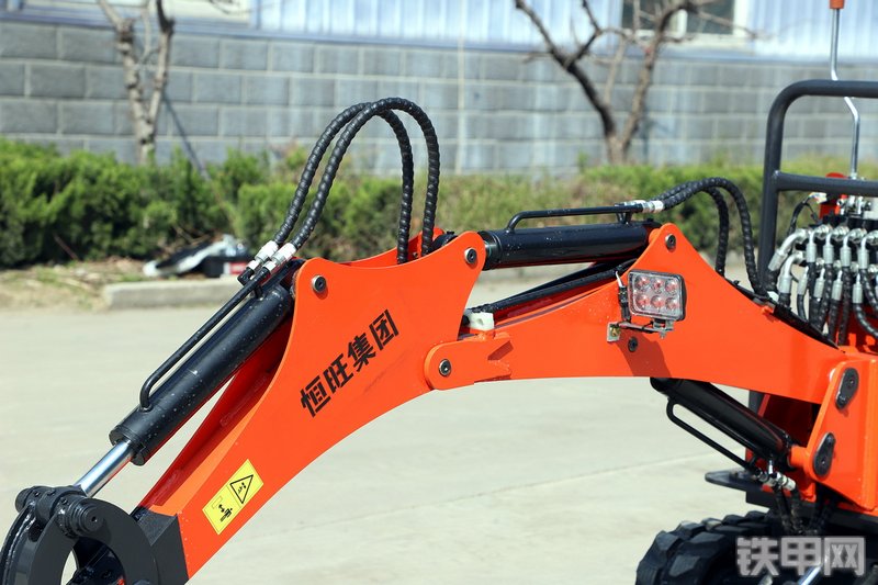 恒旺集团HW-08挖掘机局部