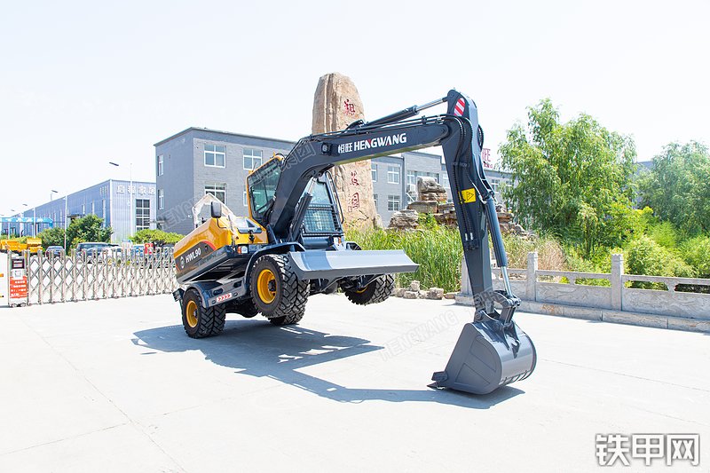 恒旺集团HWL90-6挖掘机整机外观