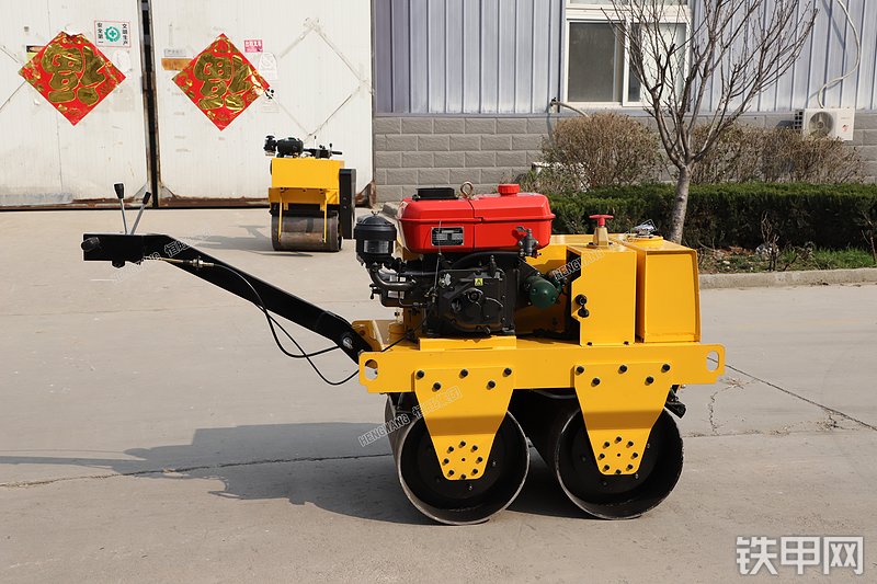 恒旺集团HW-S600压路机整机外观