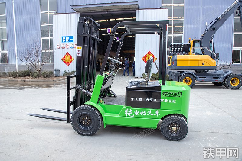 恒旺集团hwc1t电动式叉车