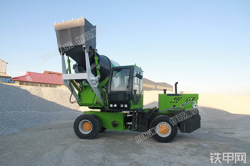 恒旺集团5.5方搅拌运输车整机外观