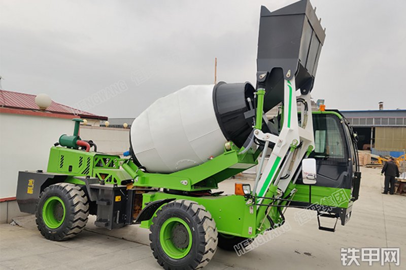 恒旺集团26fb自上料搅拌车