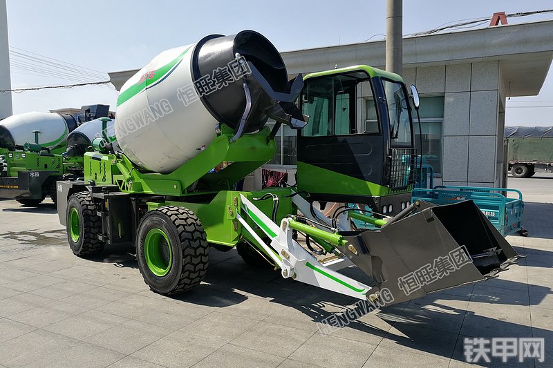 恒旺集团3.5方A款搅拌运输车整机外观