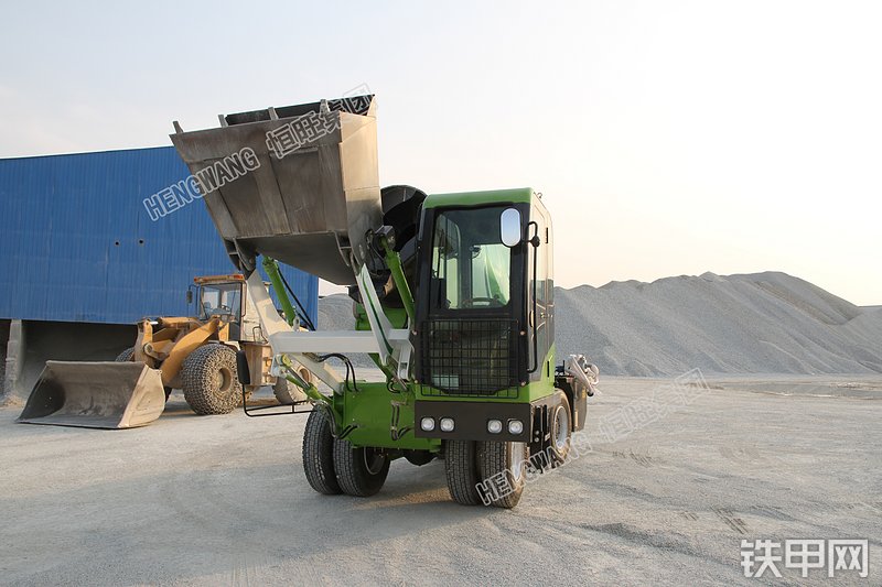 恒旺集团3.5方B款搅拌运输车整机外观