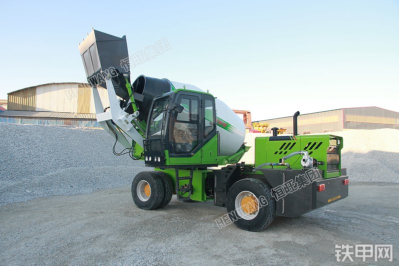 恒旺集团5.5方搅拌运输车整机外观