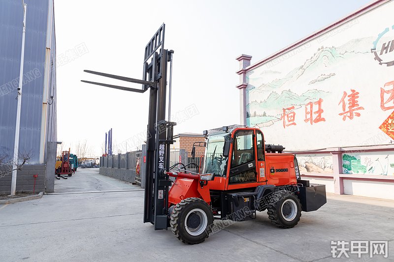 恒旺集团hwc35c内燃式叉车