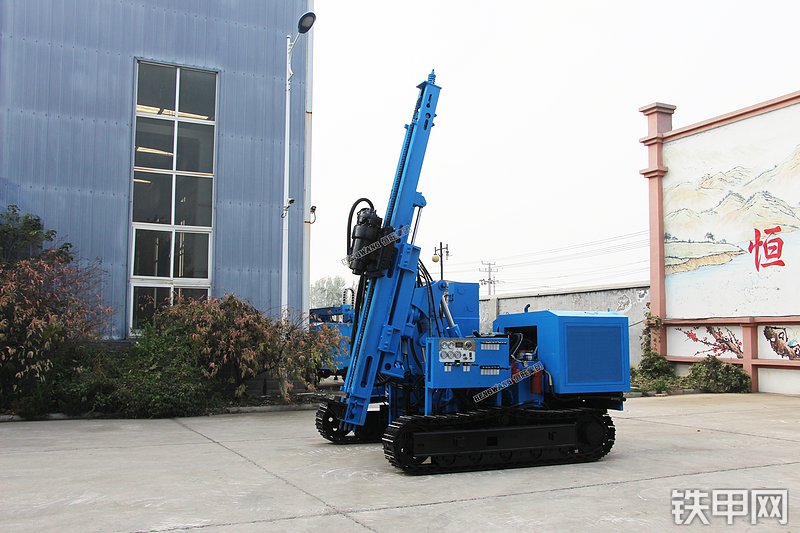 恒旺集团HWL390H打桩机整机外观