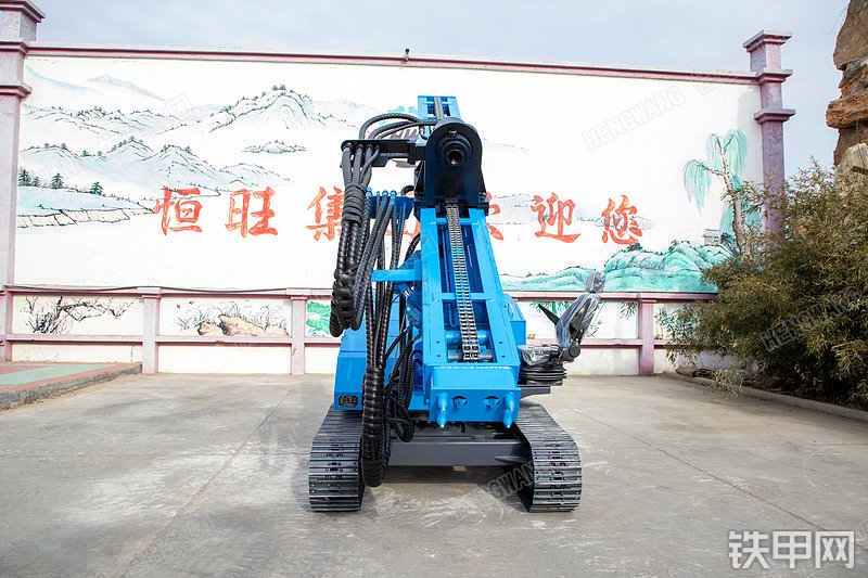 恒旺集团HWL300R打桩机整机外观